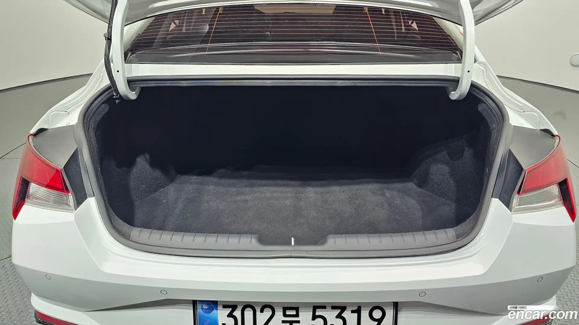 AVANTE Hyundai 2020.10-OPTION-019