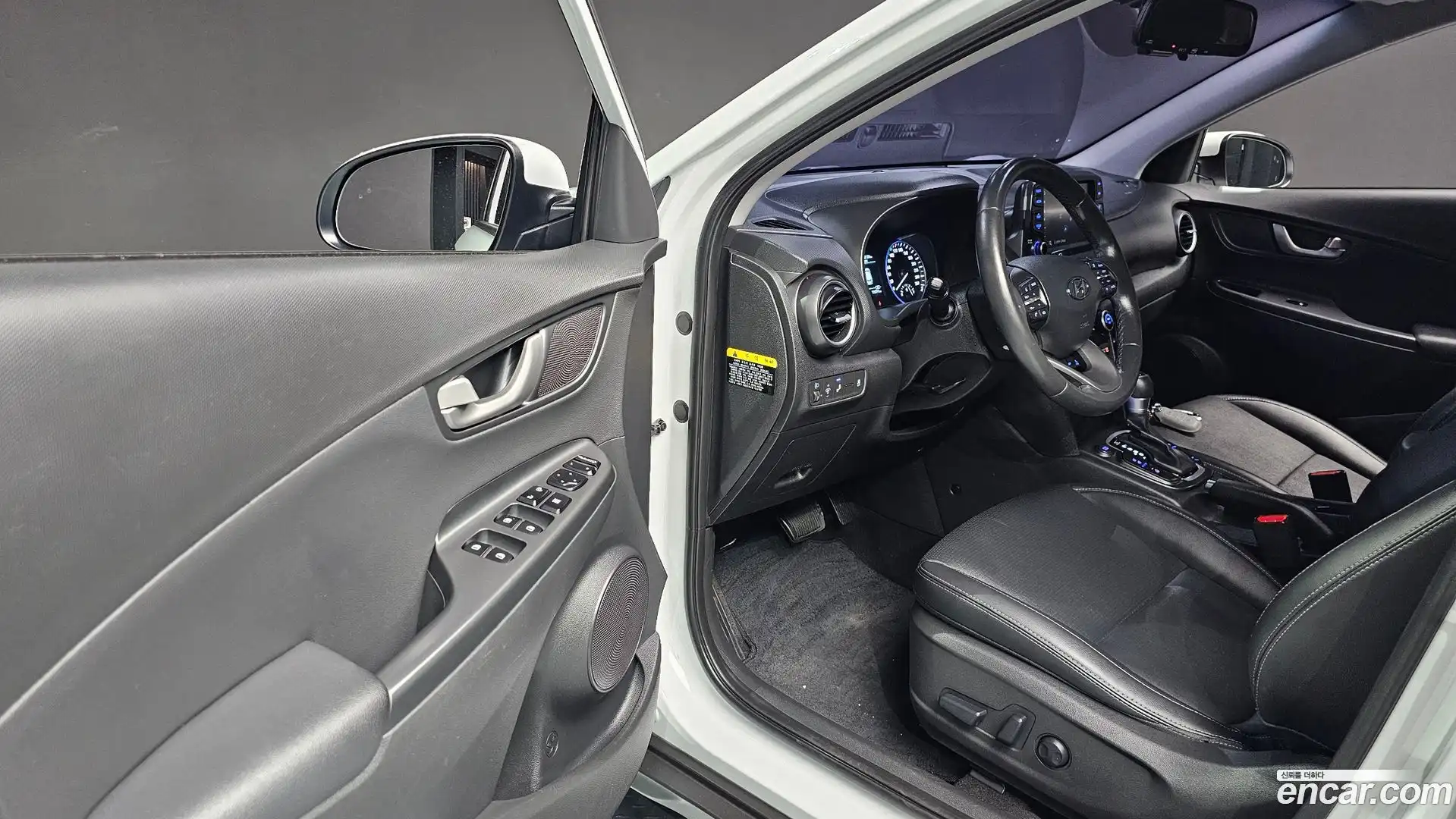 Kona Hyundai 2018.0-OPTION-015