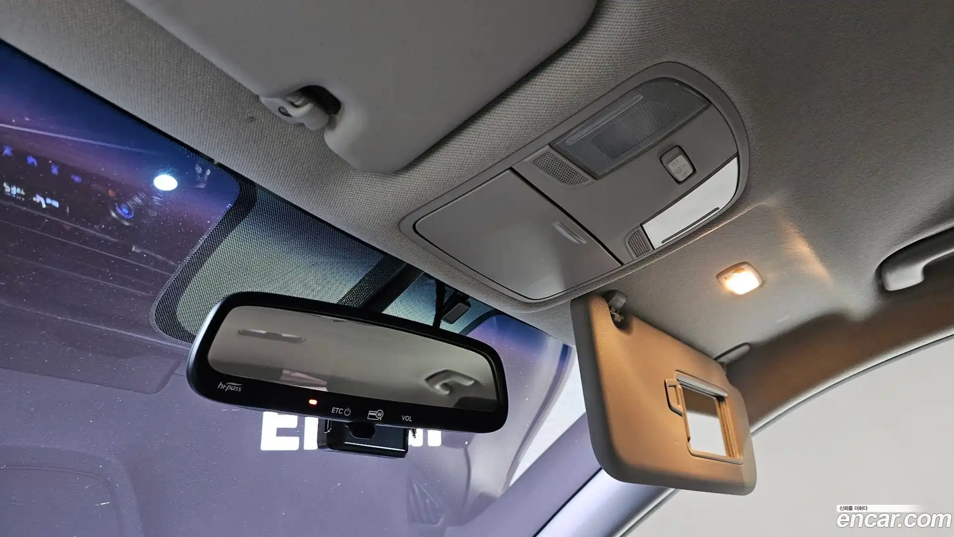 Kona Hyundai 2018.0-OPTION-020