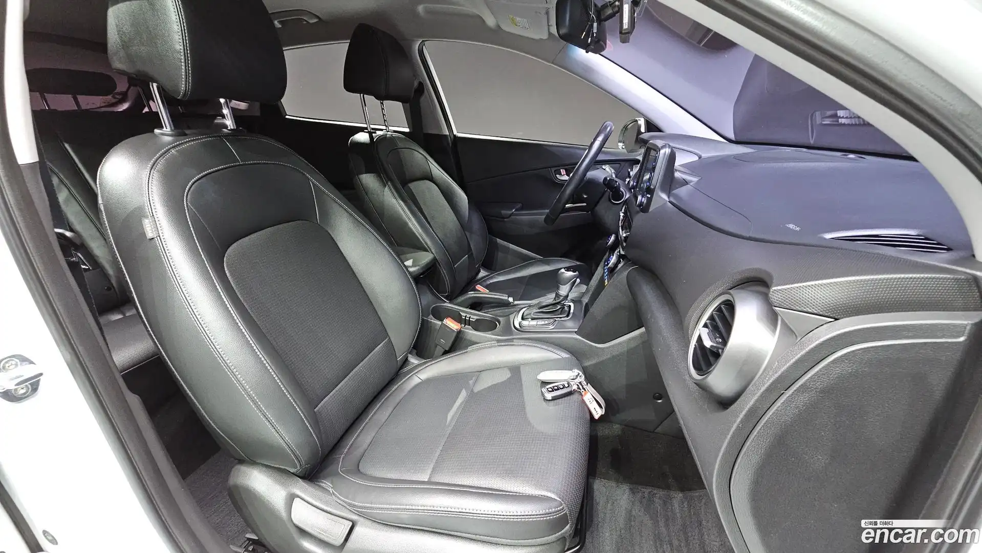 Kona Hyundai 2018.0-INNER-036
