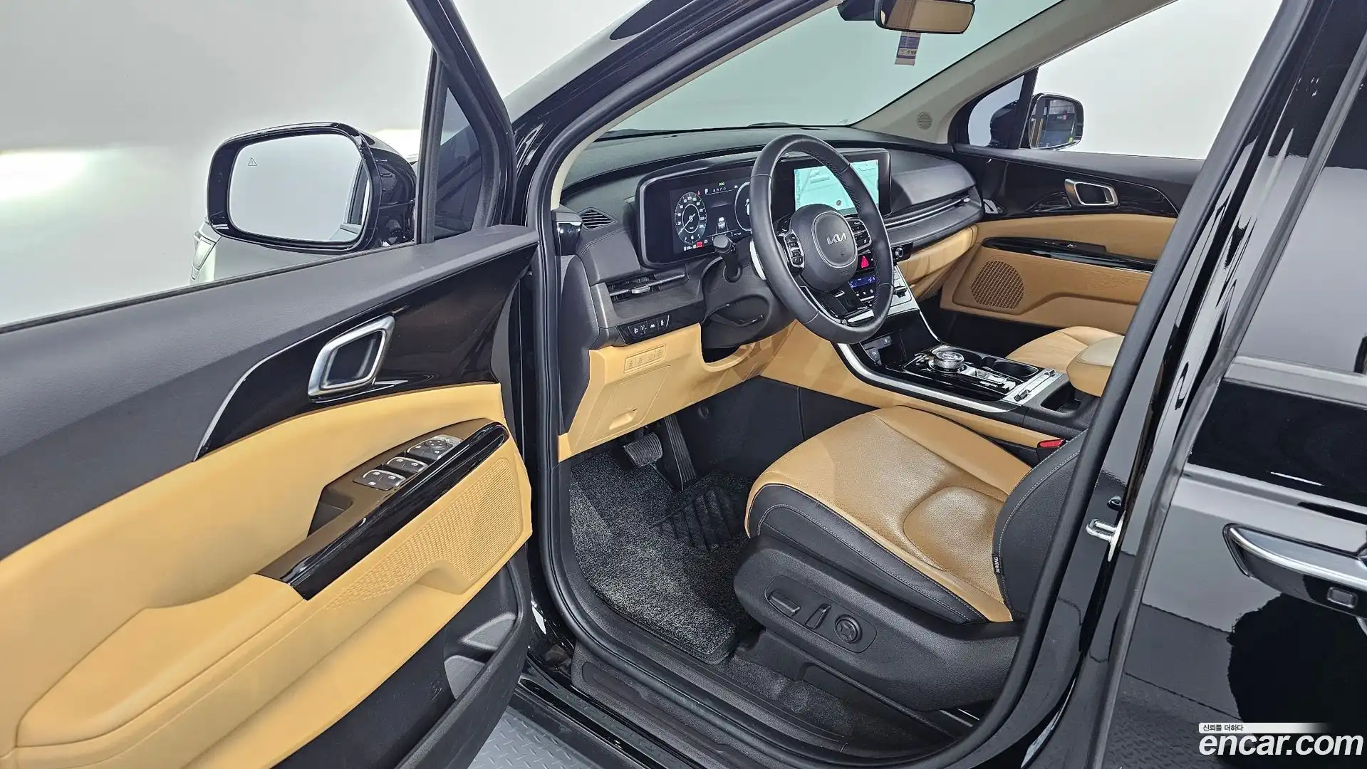 Canival Kia 2023.1-INNER-010