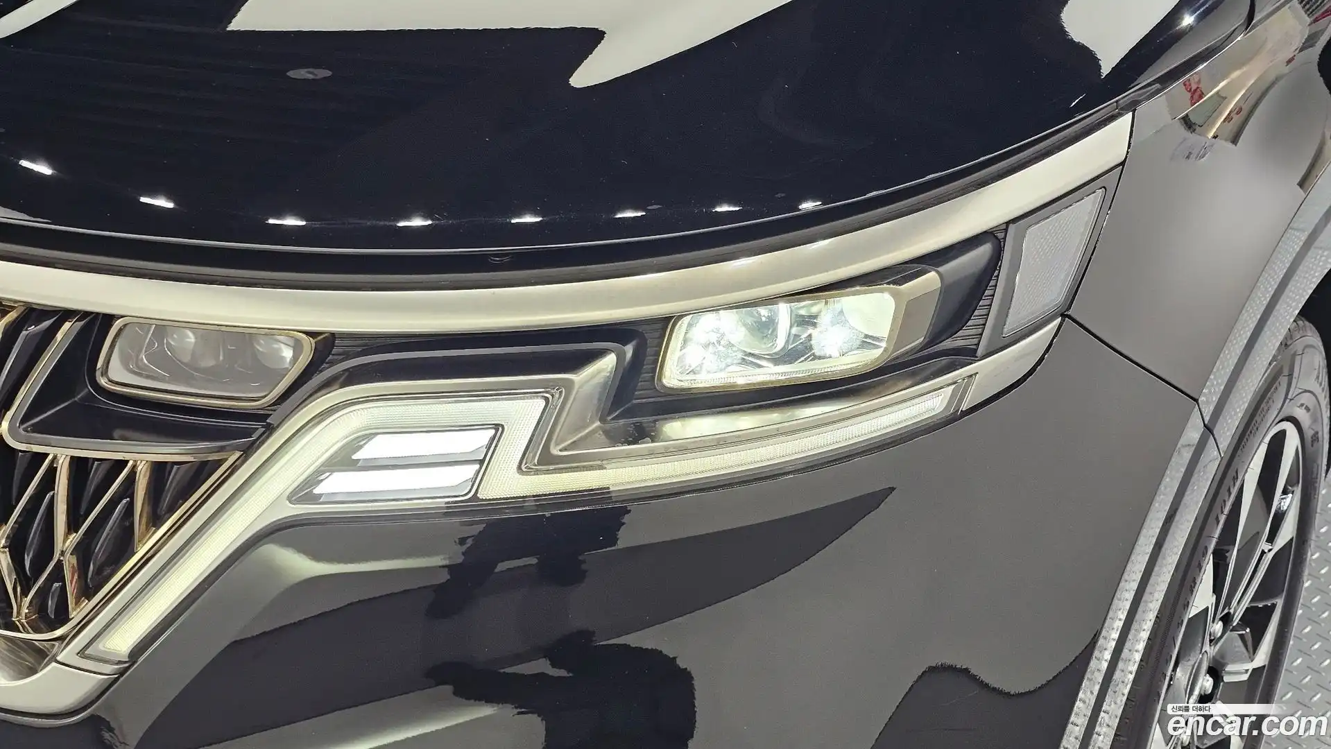 Canival Kia 2023.1-OUTER-032