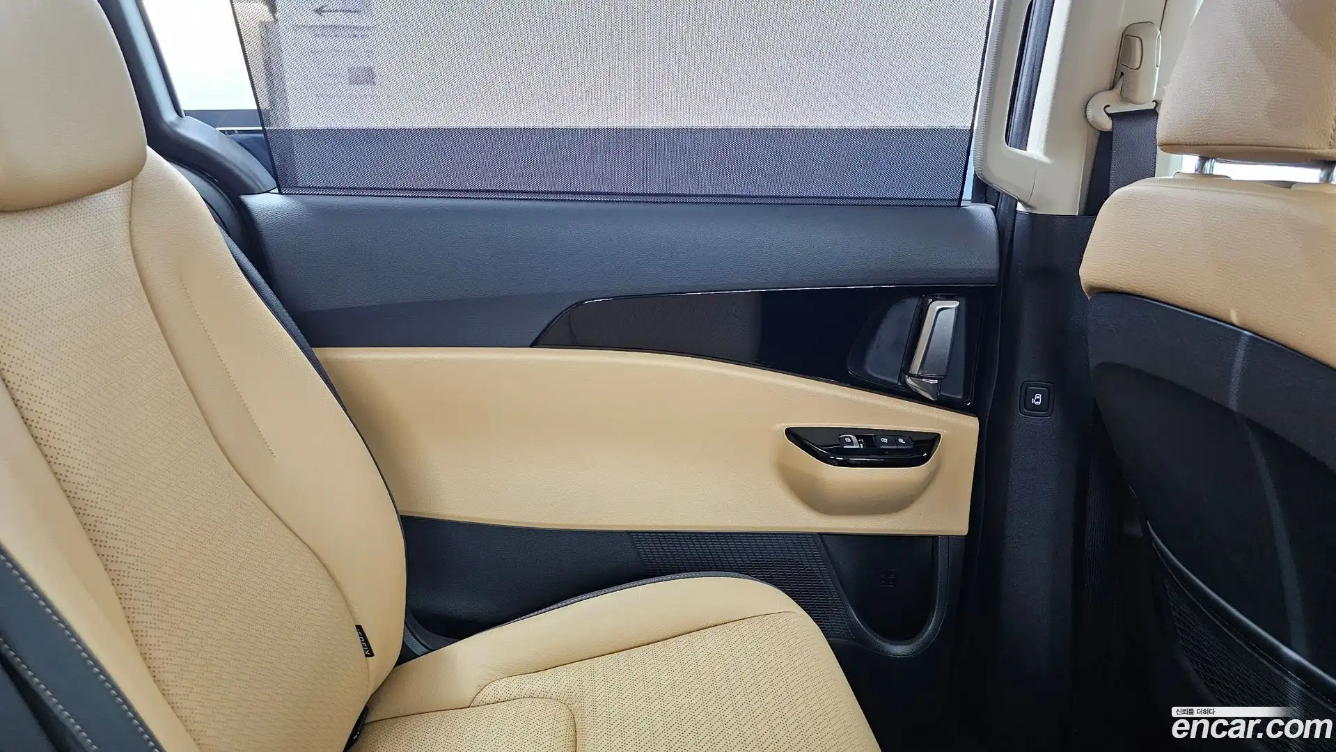 Canival Kia 2023.1-INNER-035