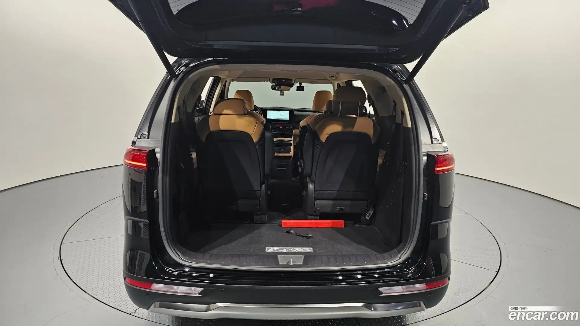 Canival Kia 2023.1-OPTION-048