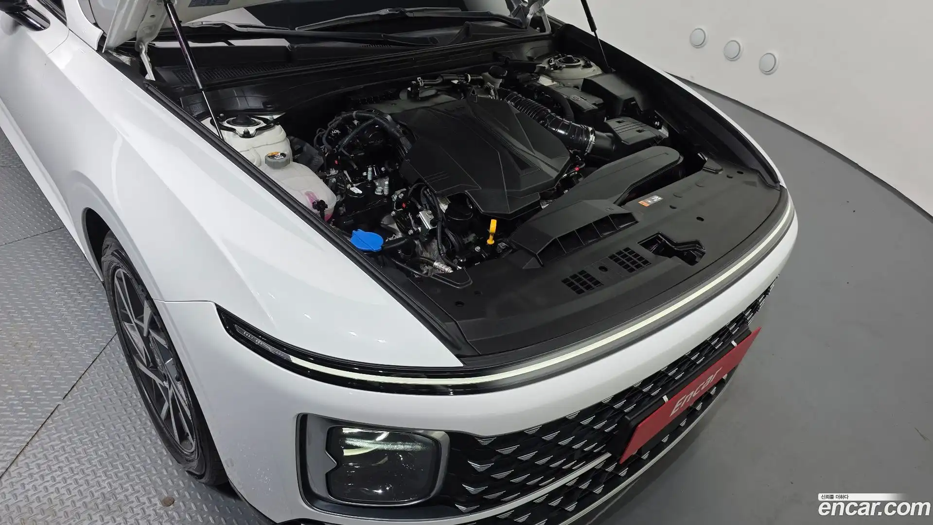 Grandeur Hyundai 2023.1-OUTER-006