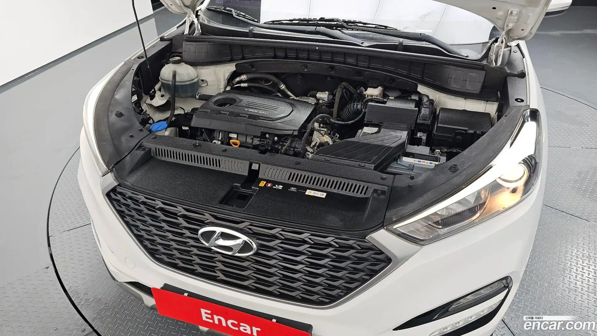 Tucson Hyundai 2017.10-OUTER-006