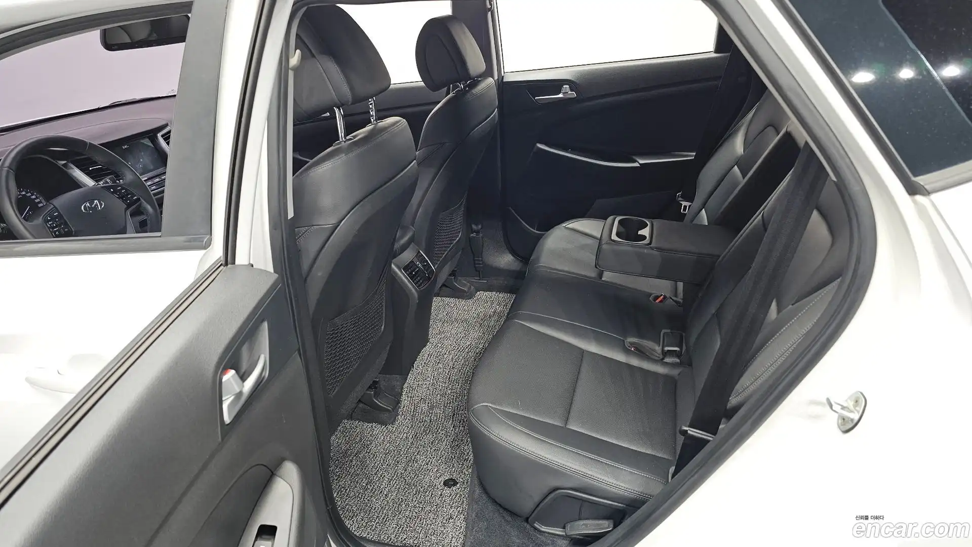 Tucson Hyundai 2017.10-OPTION-015