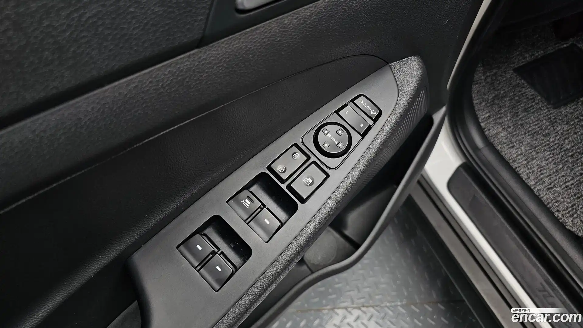 Tucson Hyundai 2017.10-OPTION-017