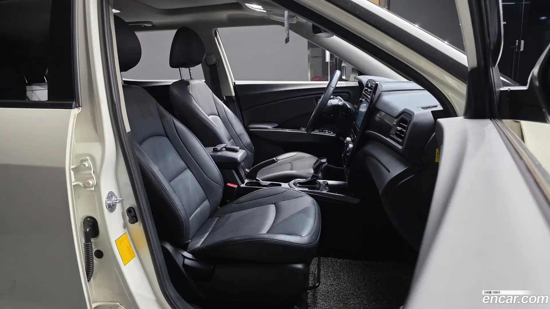 TIBOLI KG Mobility 2019.6-OPTION-015