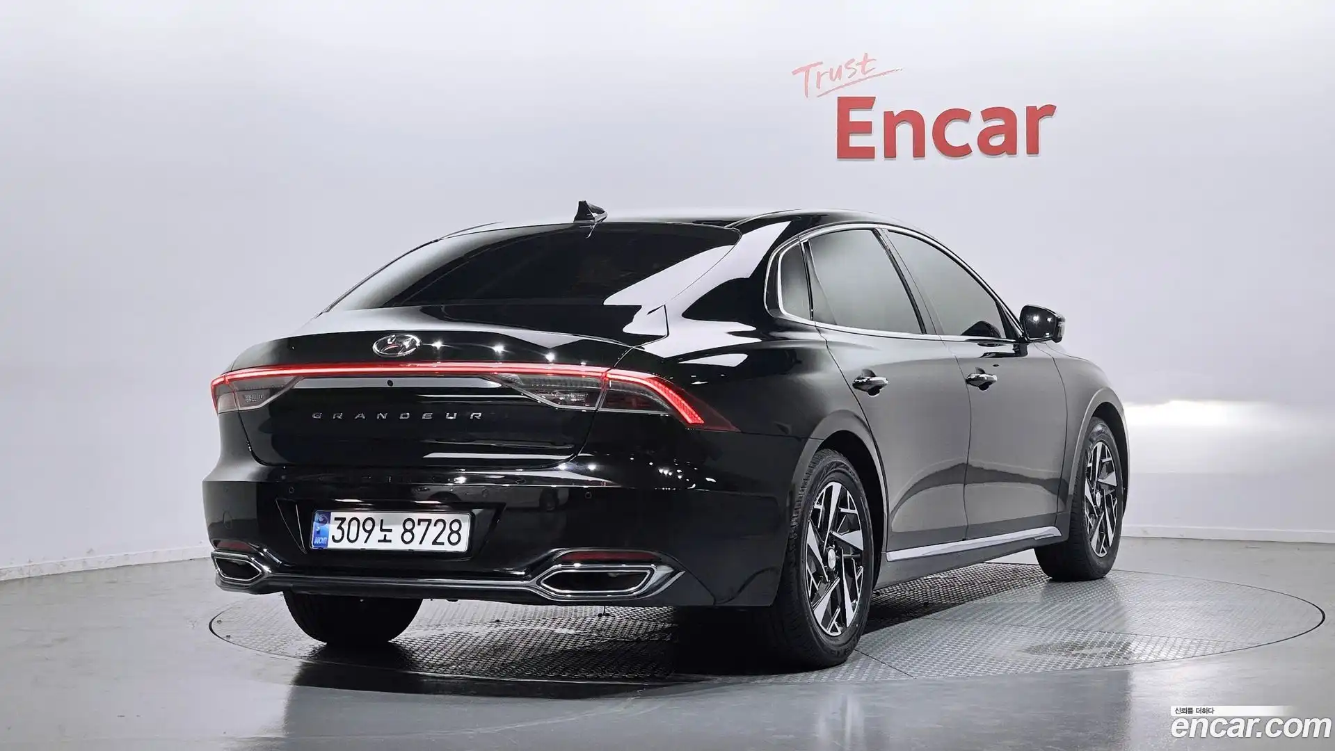 Grandeur Hyundai 2022.5-OUTER-002
