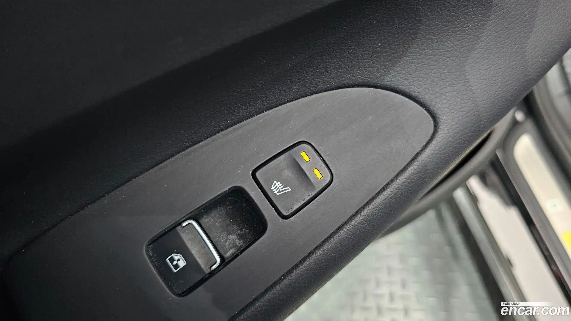 Grandeur Hyundai 2022.5-OPTION-024