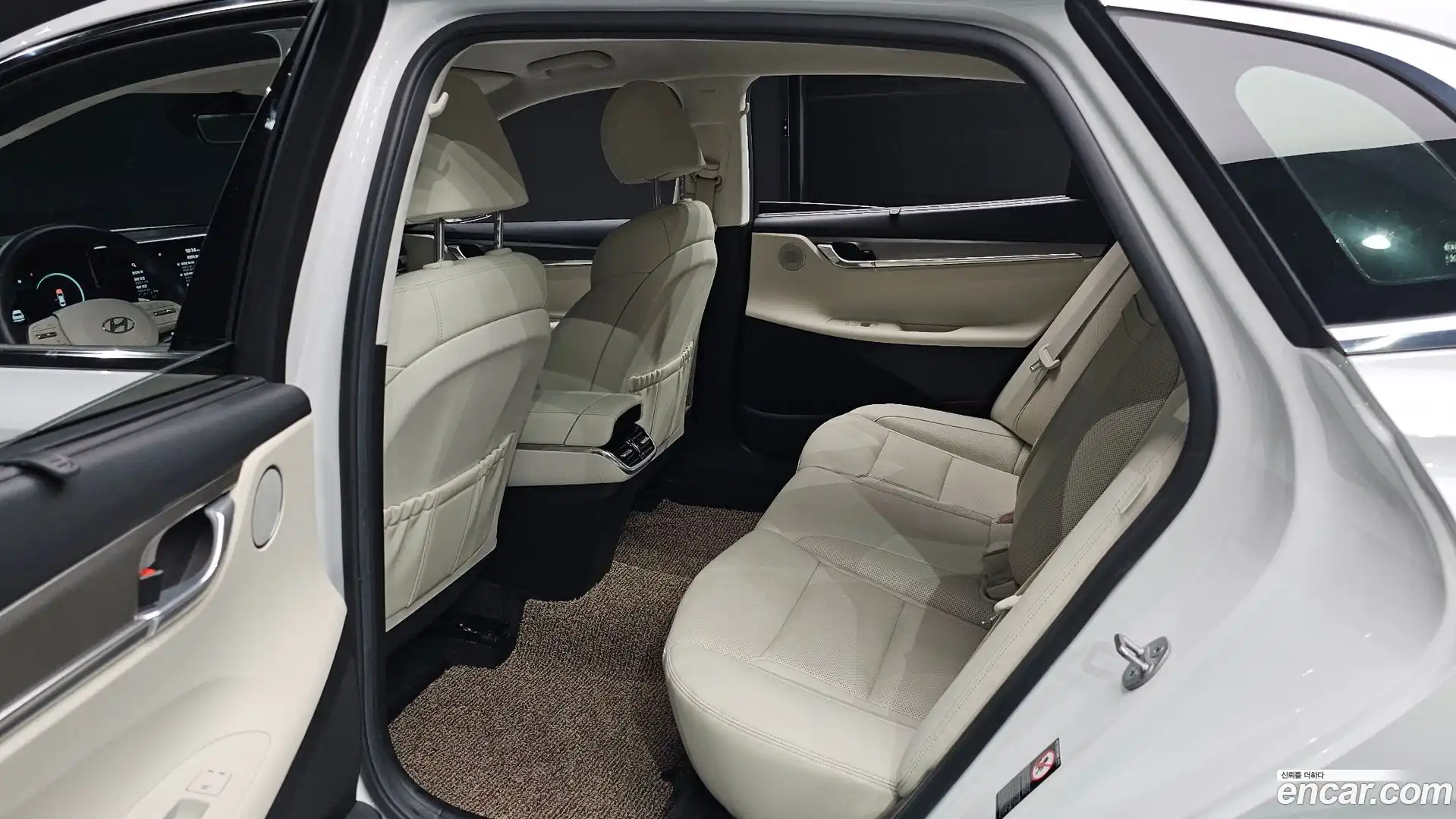 Grandeur Hyundai 2022.7-INNER-036