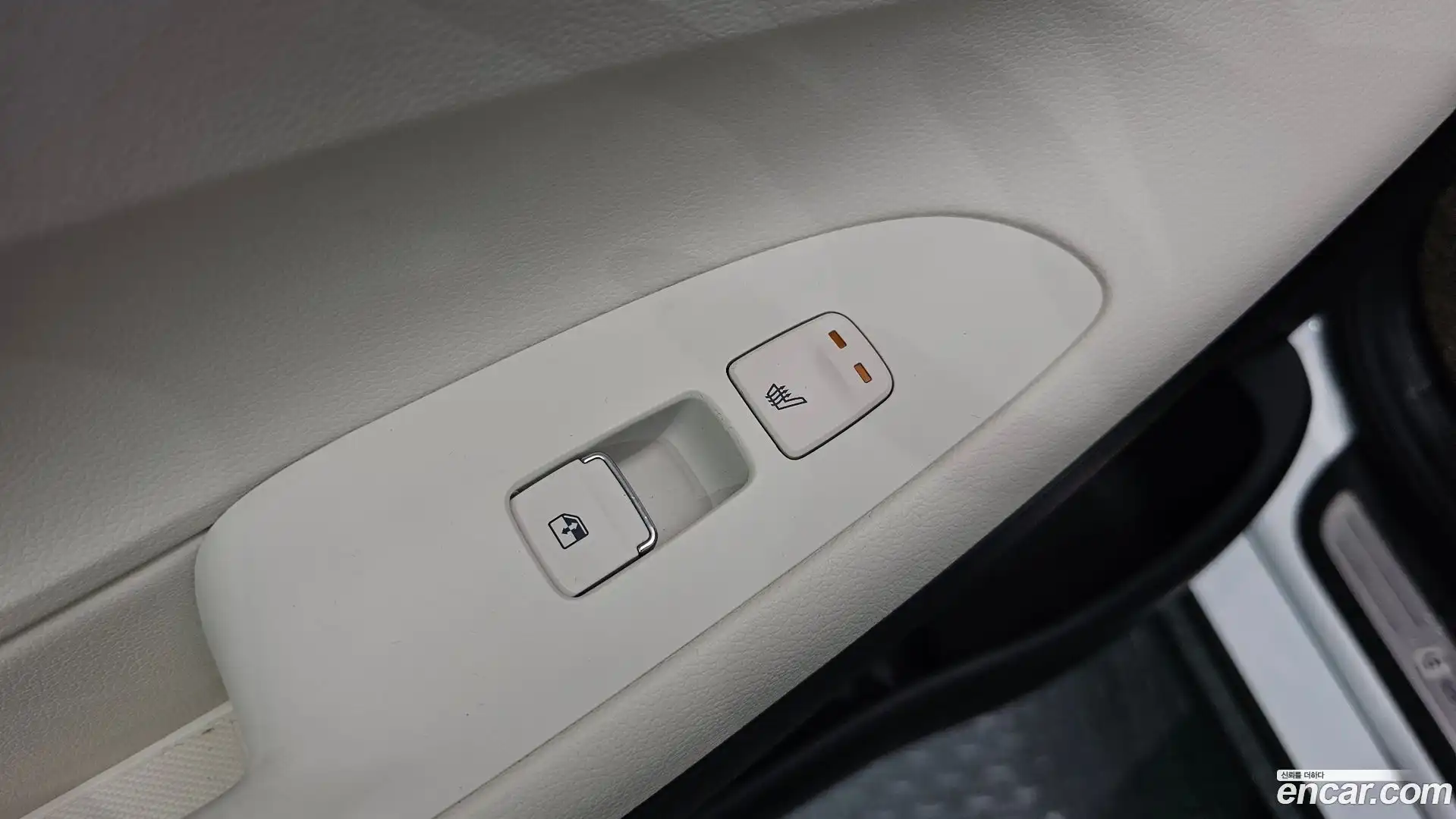 Grandeur Hyundai 2022.7-OPTION-045