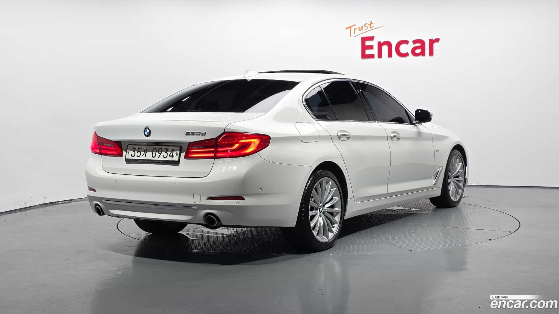 5-Series BMW 2018.11-OUTER-002