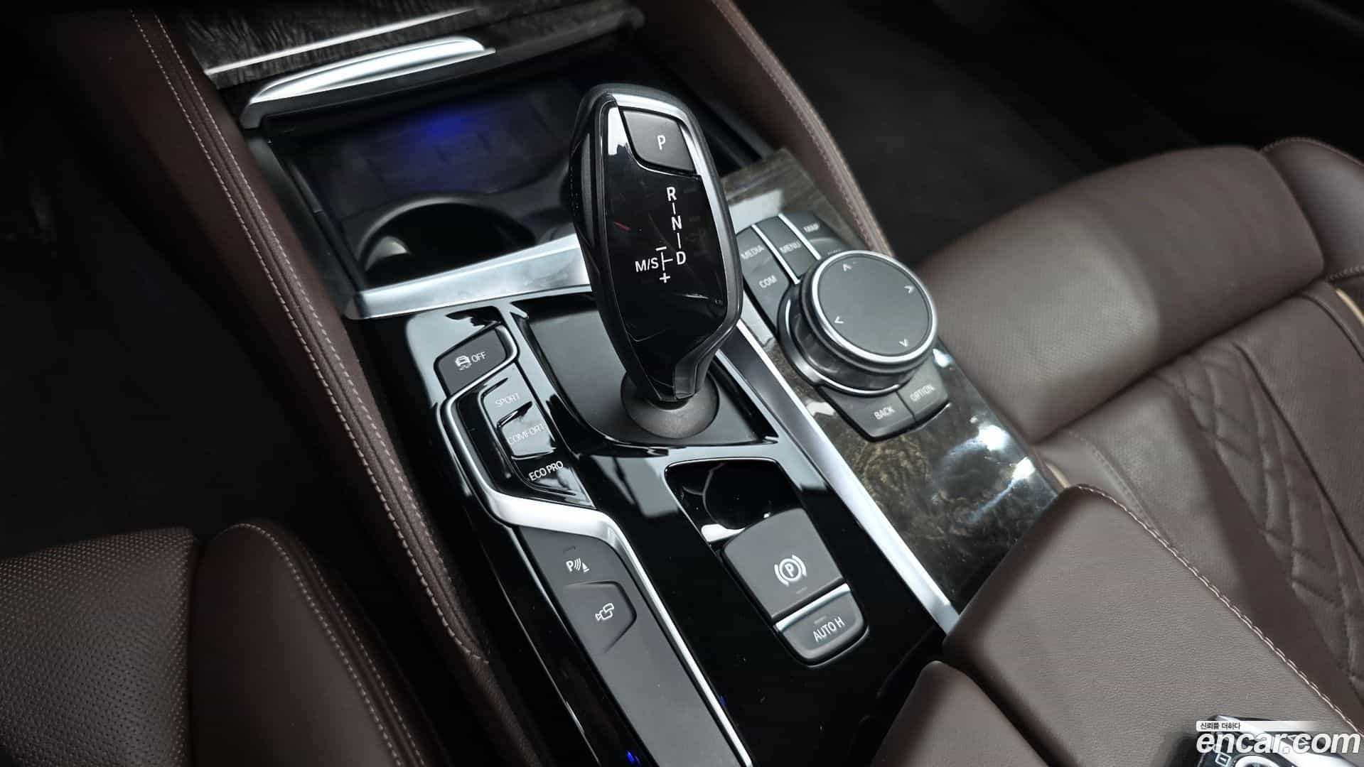 5-Series BMW 2018.11-INNER-009
