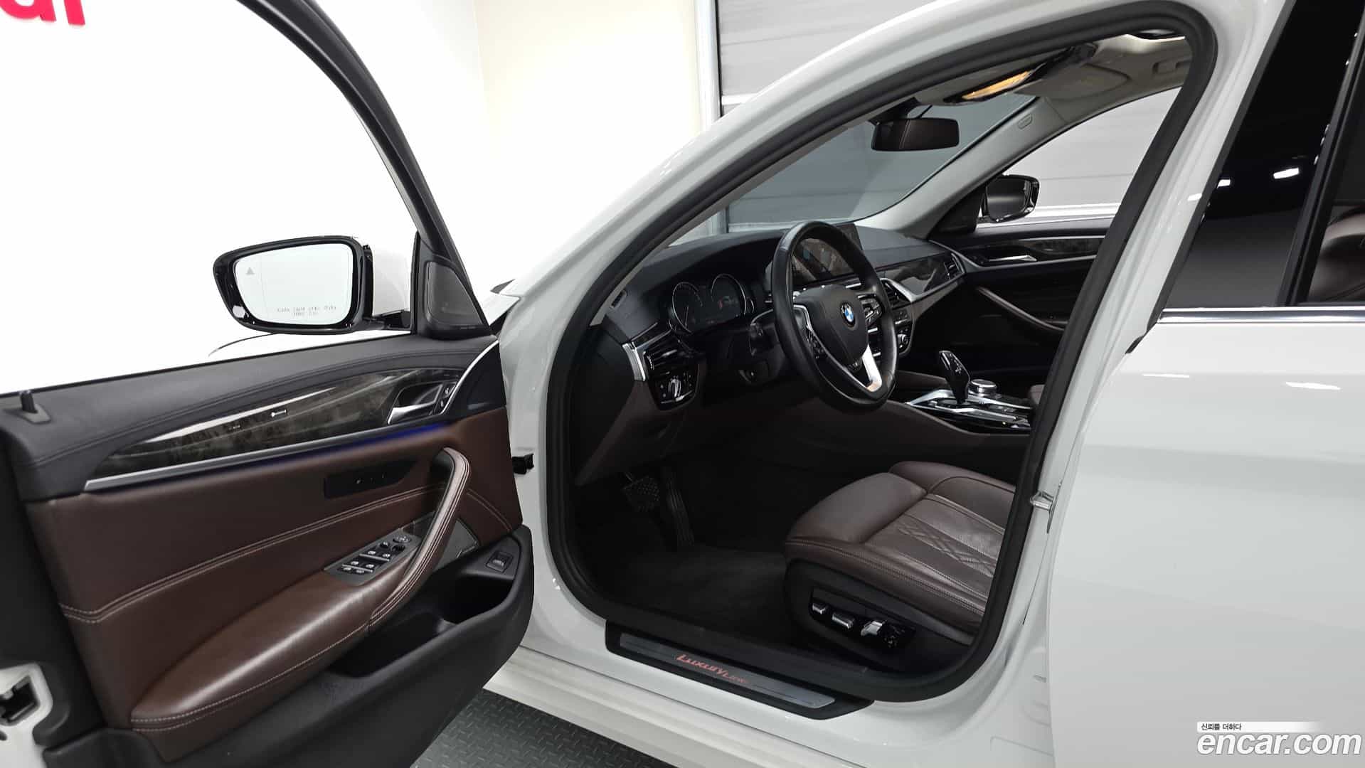 5-Series BMW 2018.11-INNER-010