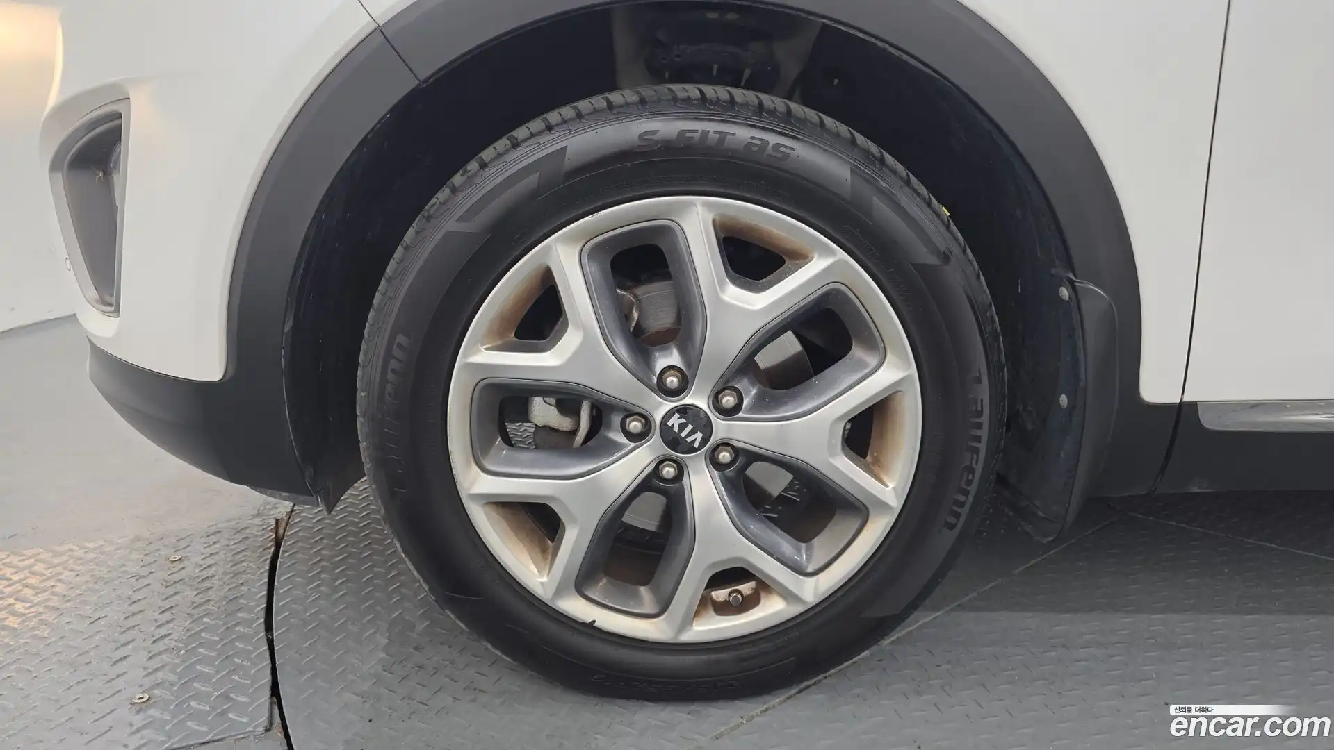 Sorento Kia 2016.5-OUTER-005