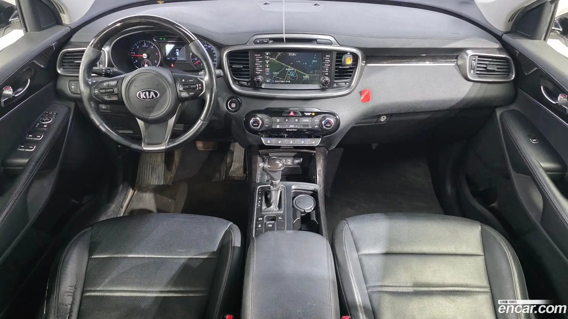 Sorento Kia 2016.5-INNER-007