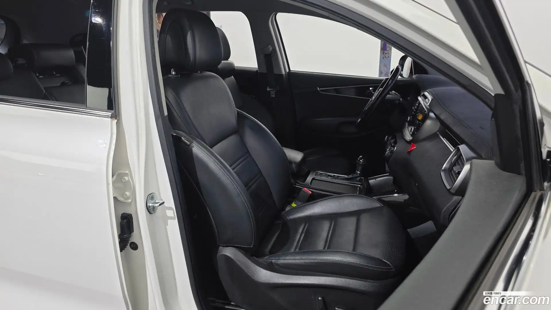 Sorento Kia 2016.5-OPTION-016