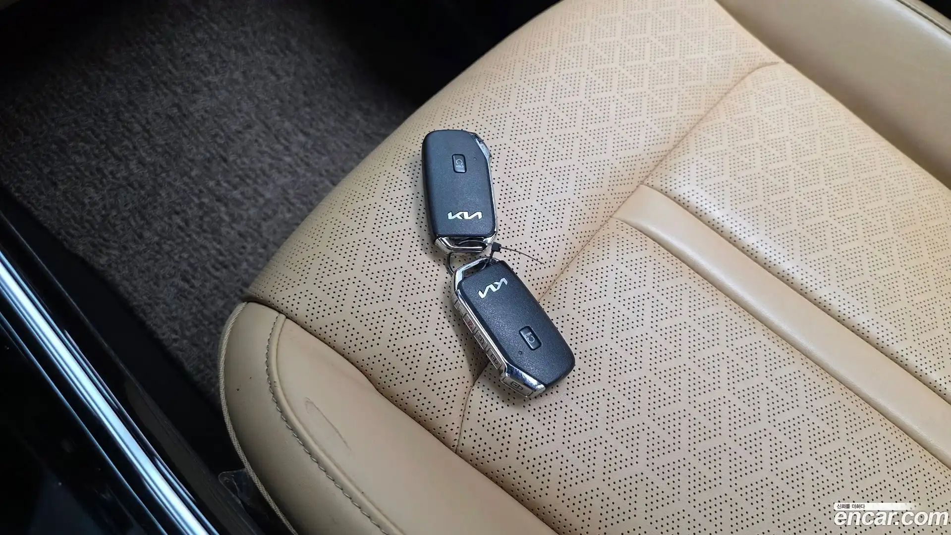 Sorento Kia 2022.6-OPTION-047