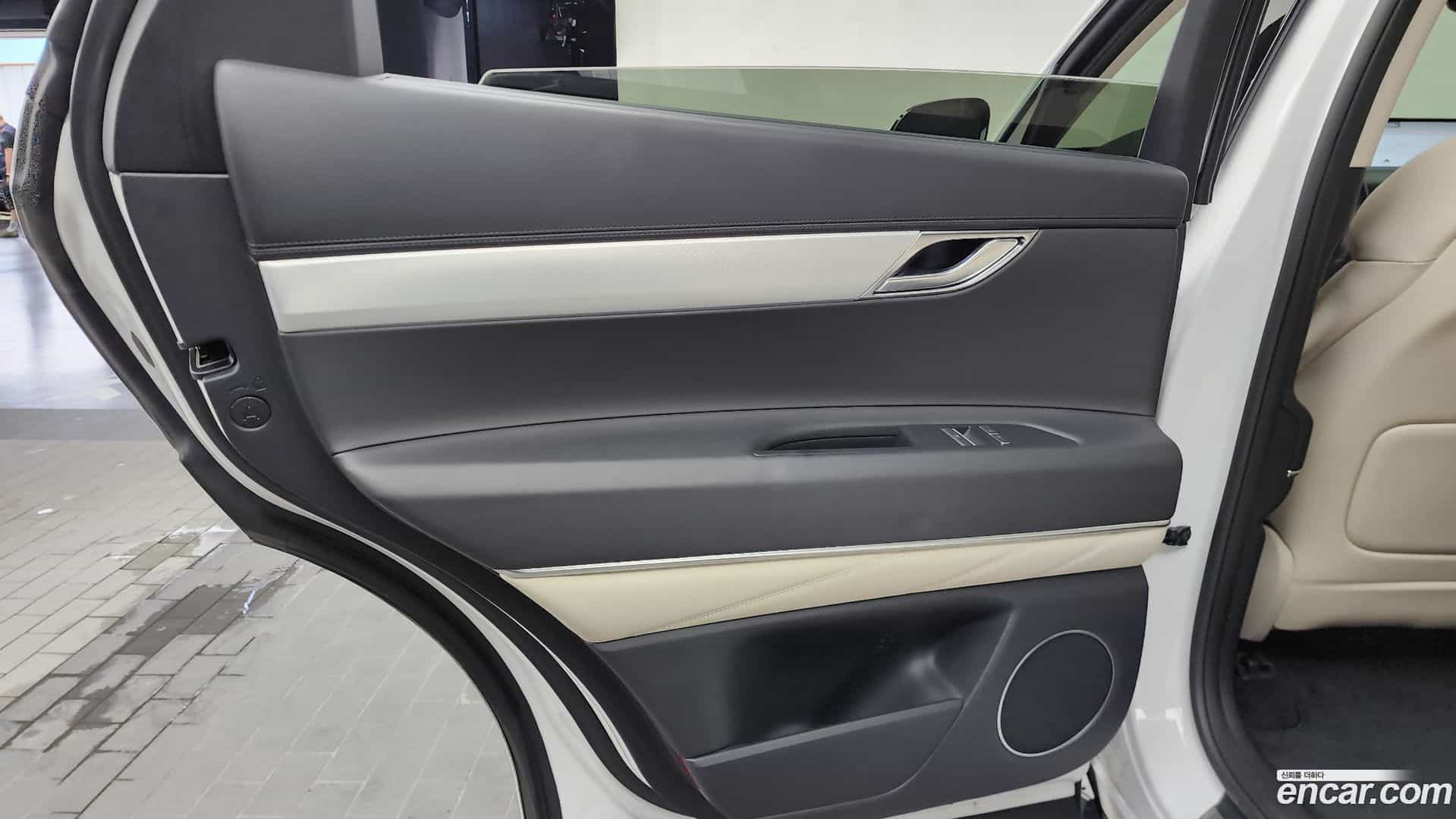 GV80 Genesis 2022.3-INNER-035