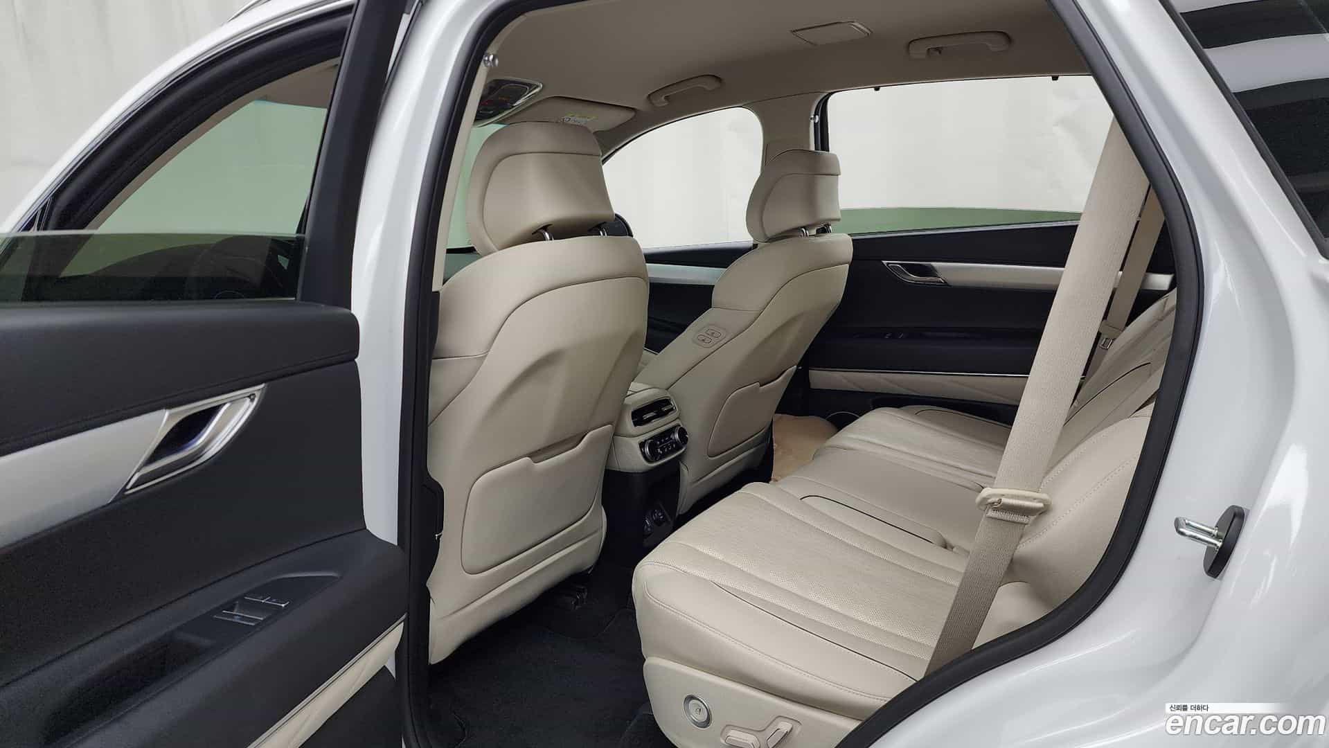 GV80 Genesis 2022.3-INNER-036