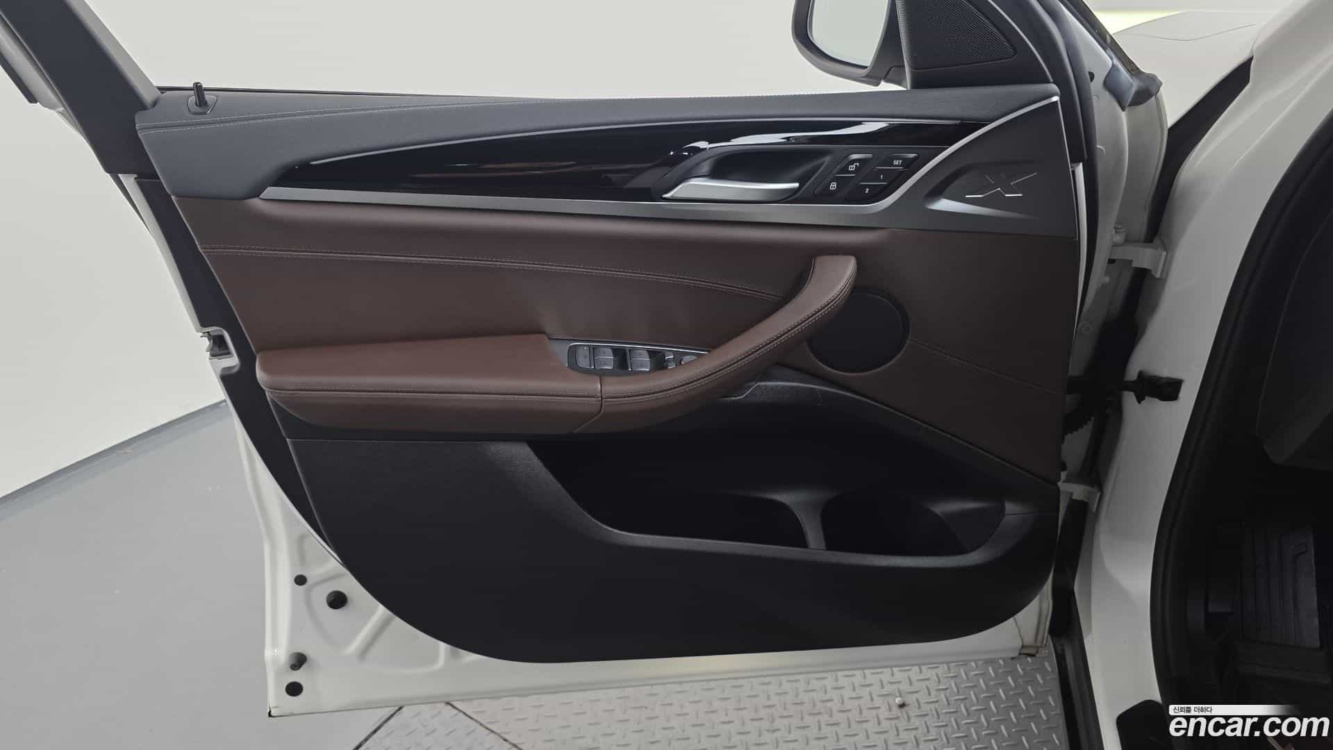 X4 BMW 2022.2-INNER-034