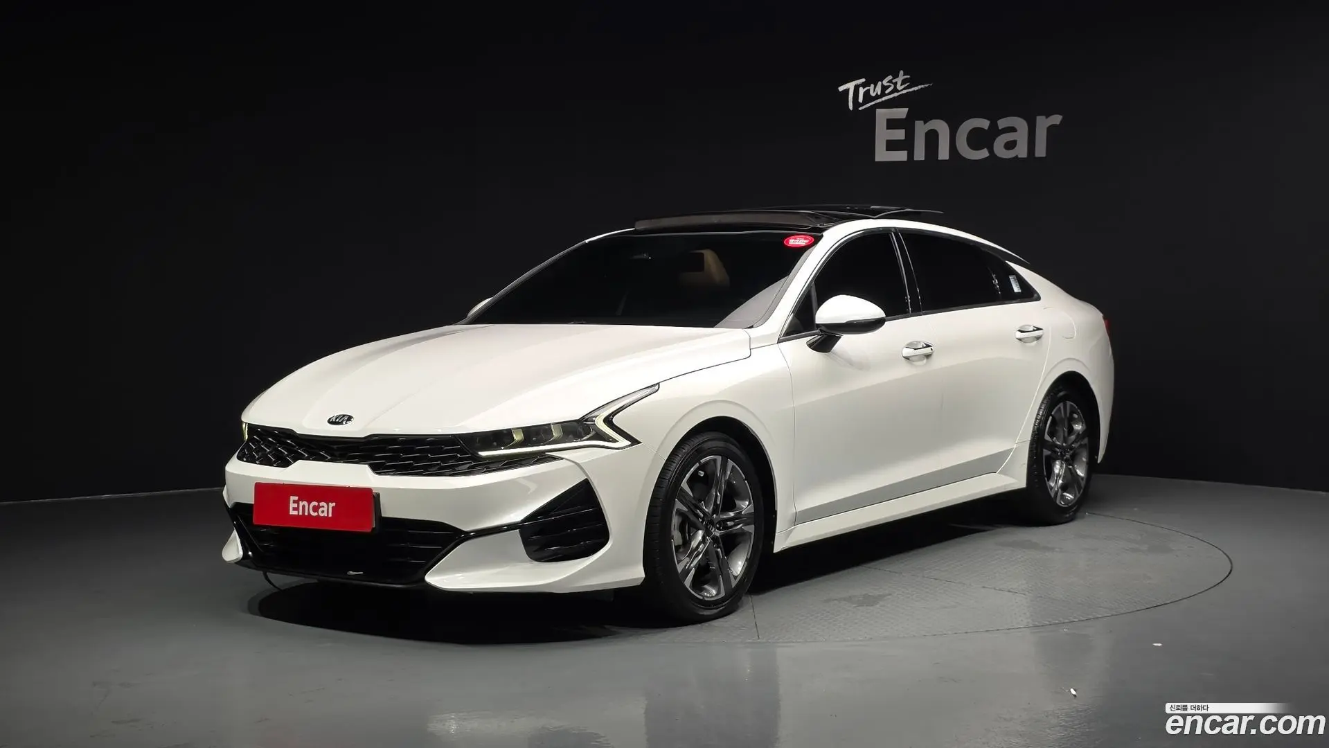 Main__Slider__Photo:K5 Kia 2020.8-0
