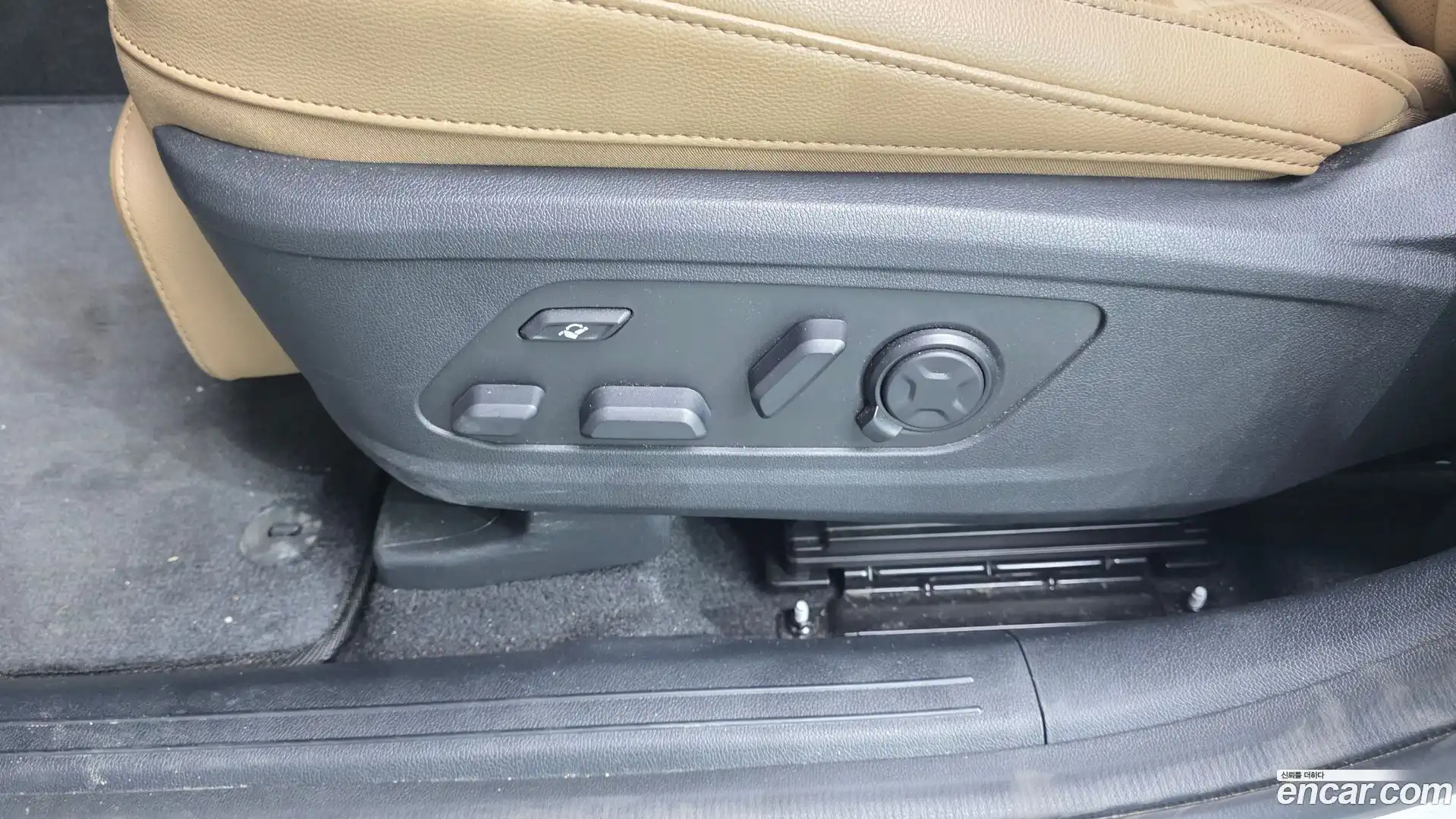 Sorento Kia 2023.11-OPTION-046