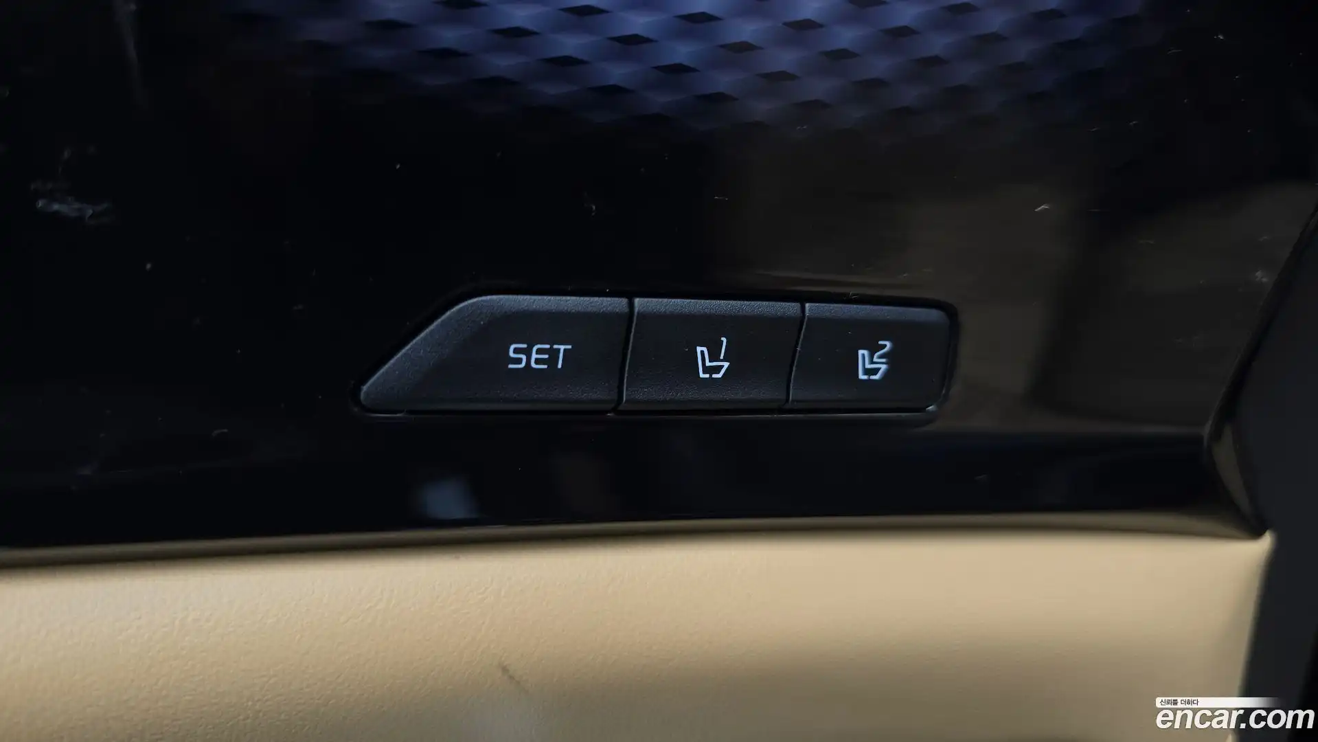 Canival Kia 2022.8-OPTION-048