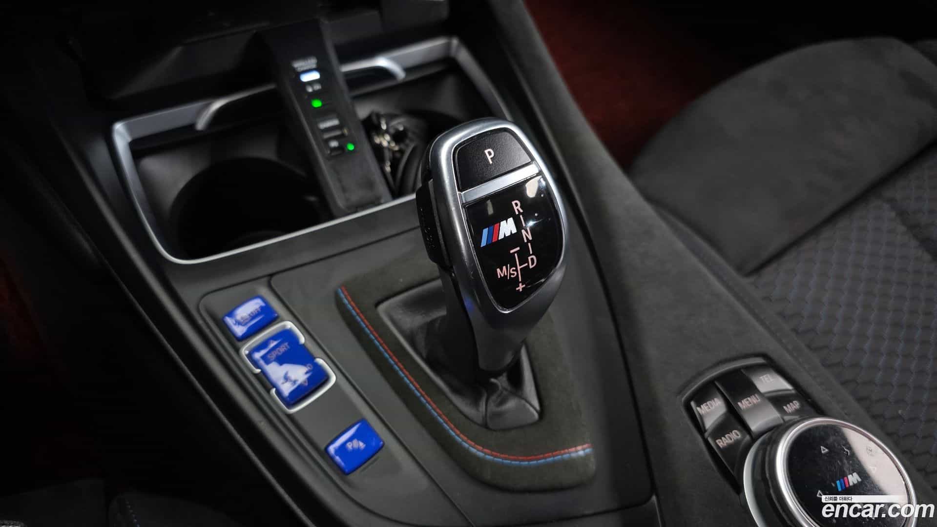 1-Series BMW 2018.3-INNER-009