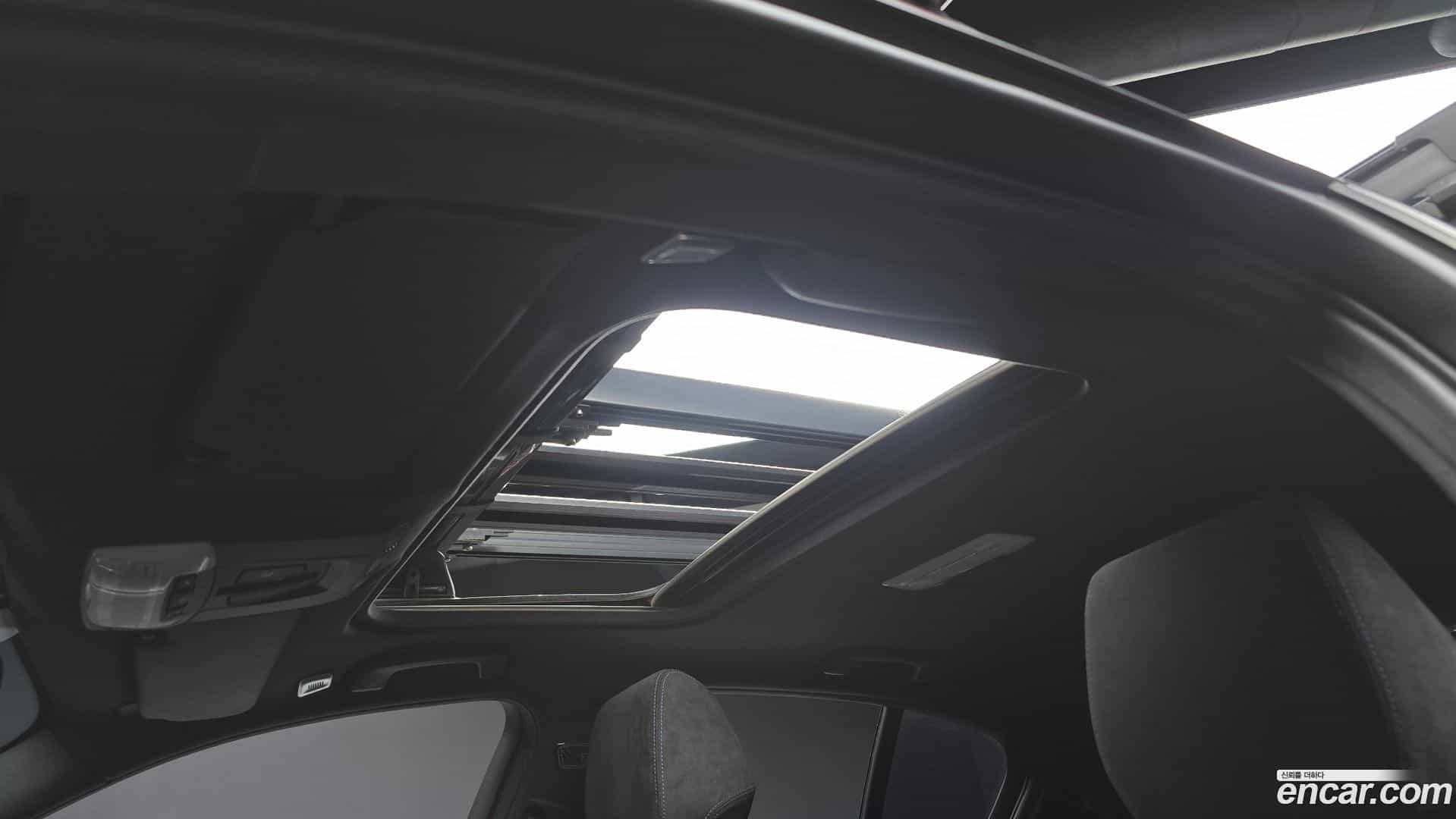 1-Series BMW 2018.3-OPTION-019