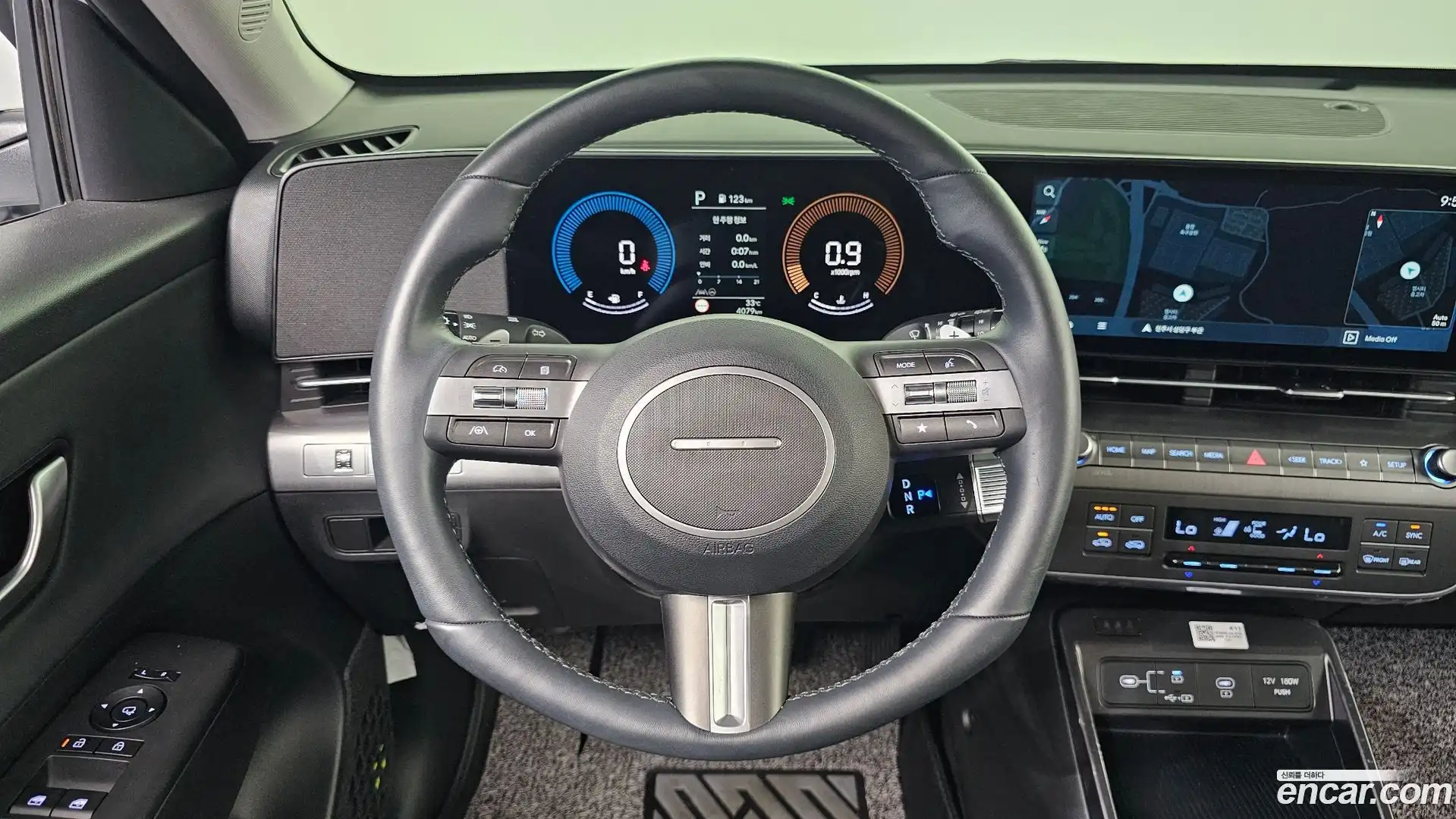 Kona Hyundai 2024.10-OPTION-018