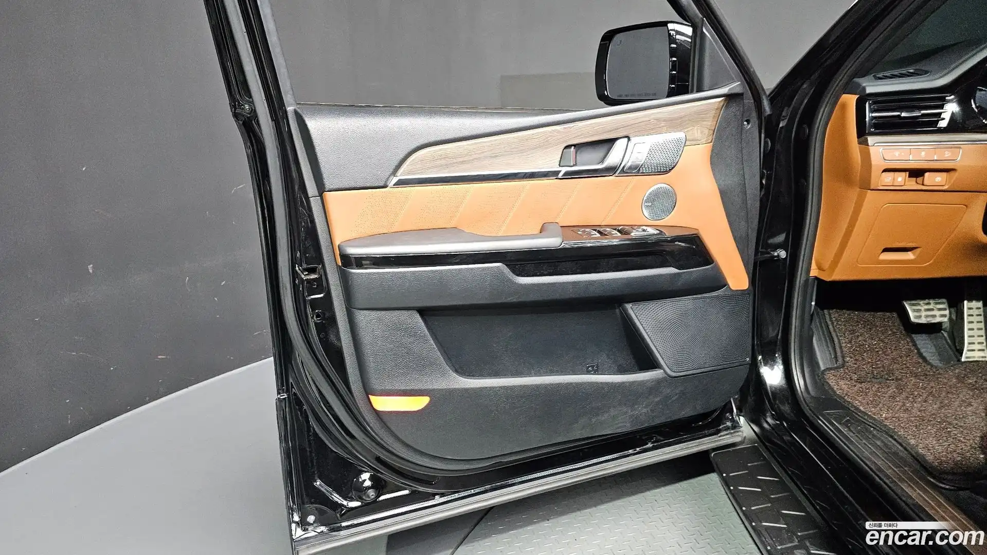Mohave Kia 2022.1-INNER-034