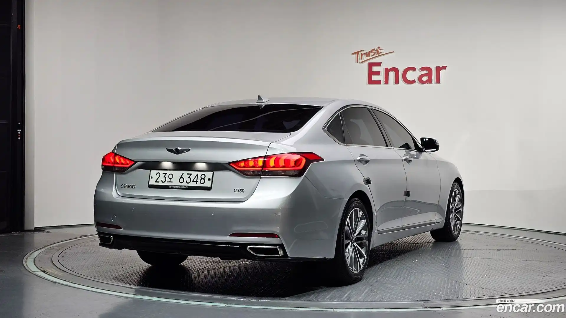 Genesis Hyundai 2014.5-OUTER-002