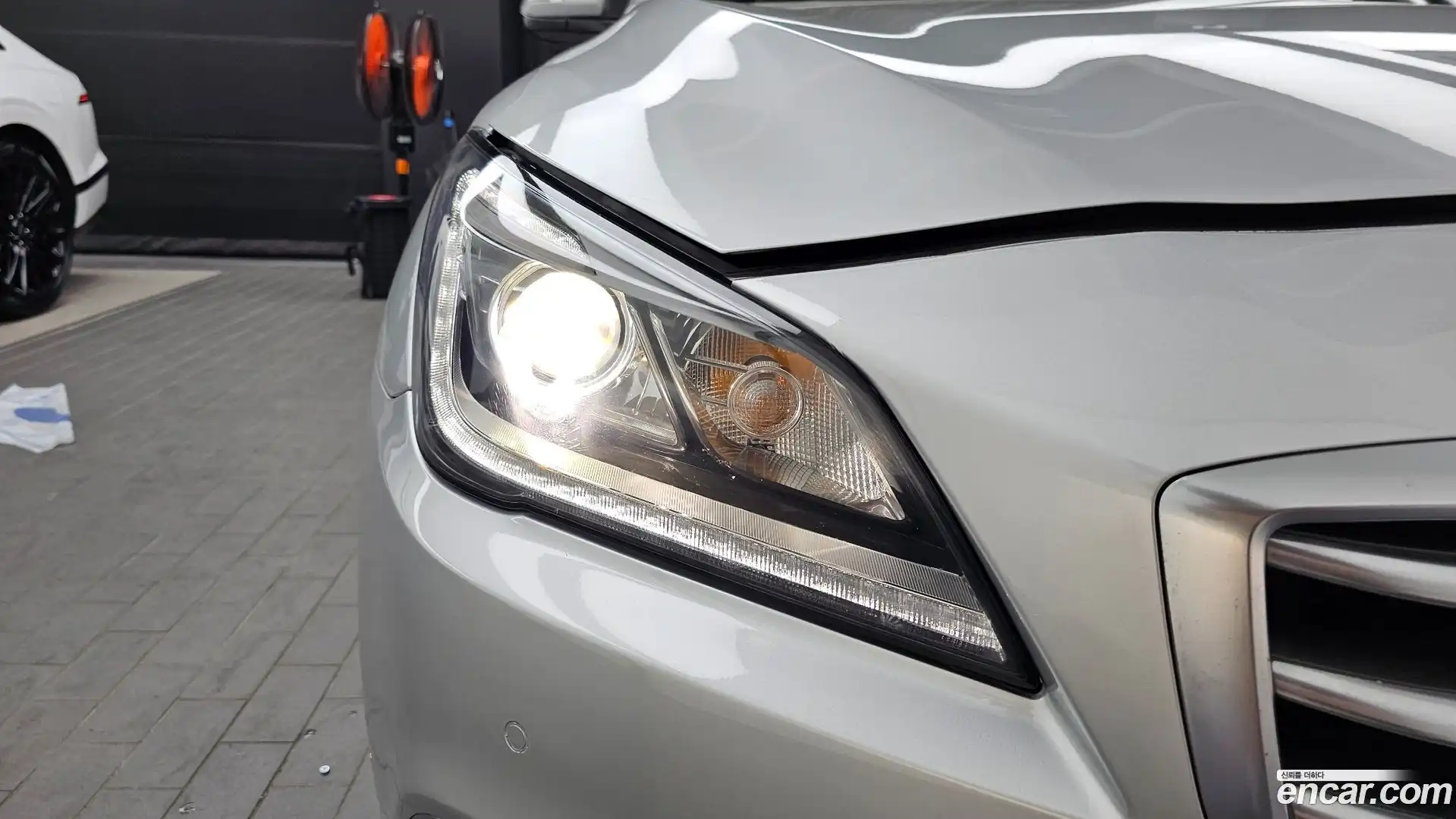 Genesis Hyundai 2014.5-OUTER-032