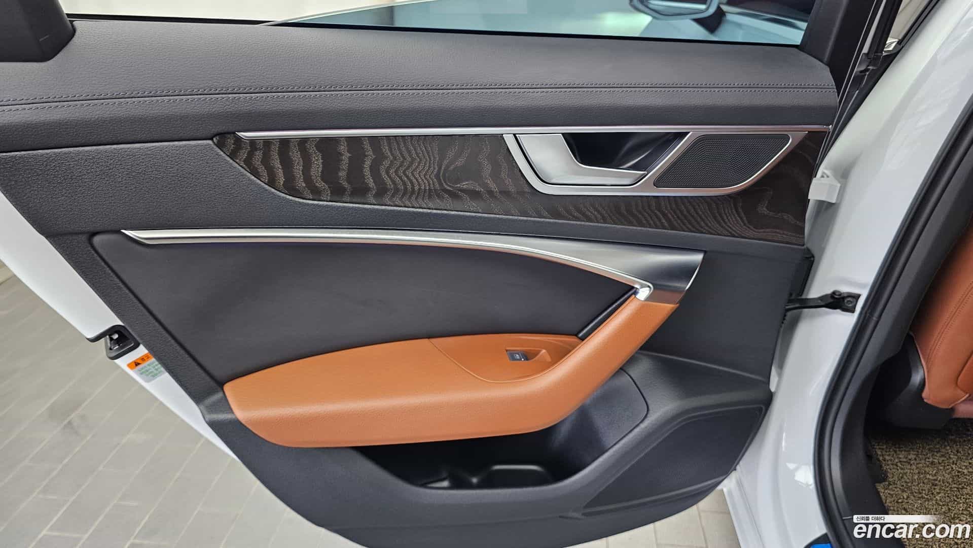 A6 Audi 2023.0-INNER-035