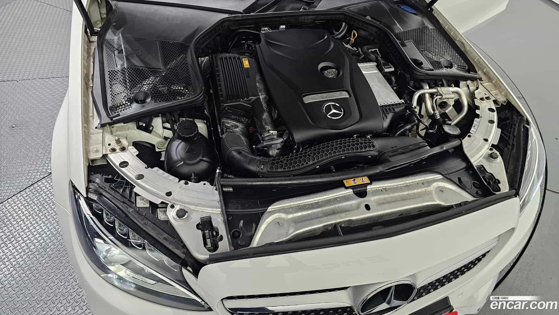 C-Class Mercedes-Benz 2018.4-OUTER-006