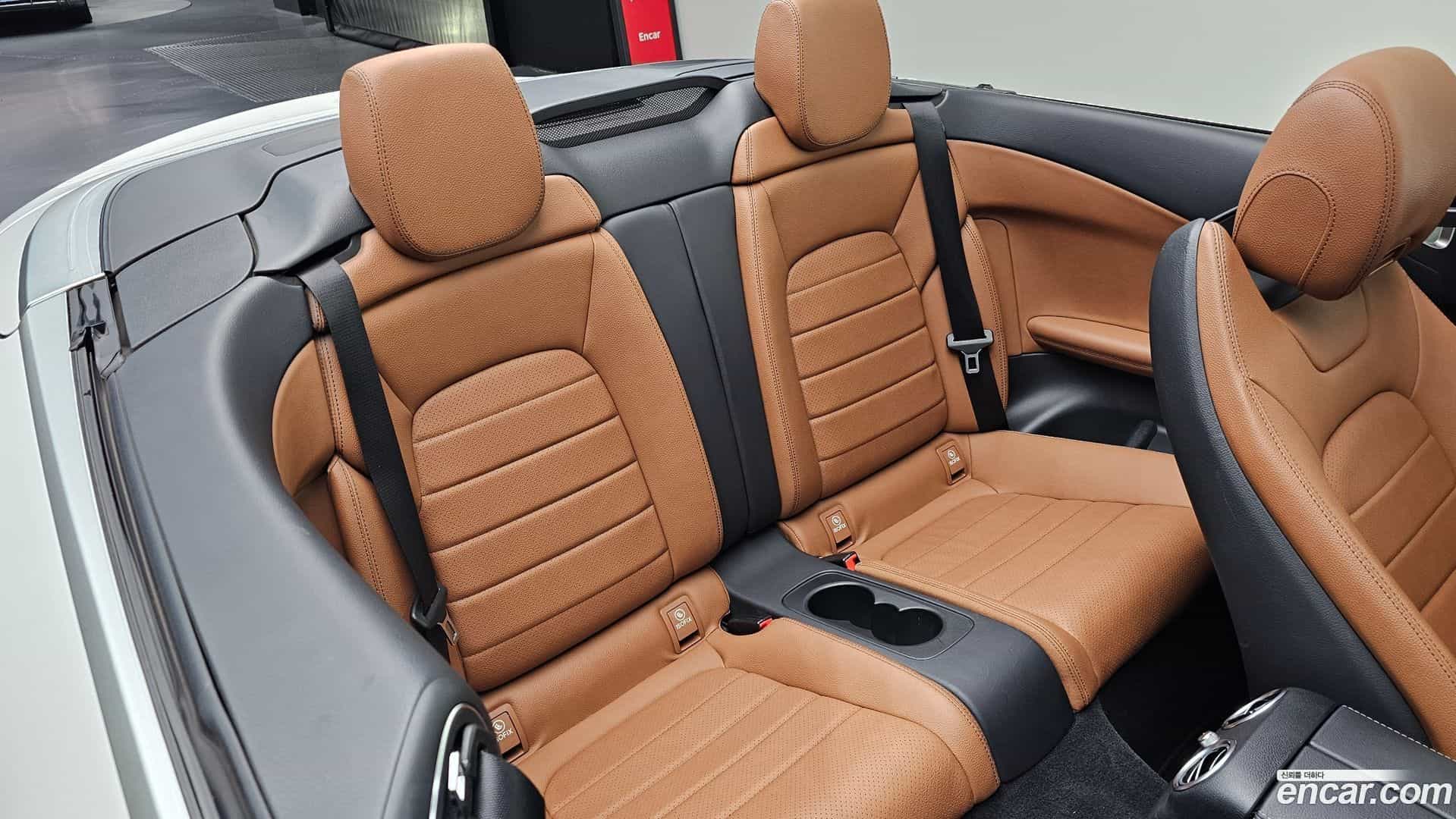 C-Class Mercedes-Benz 2018.4-OPTION-015