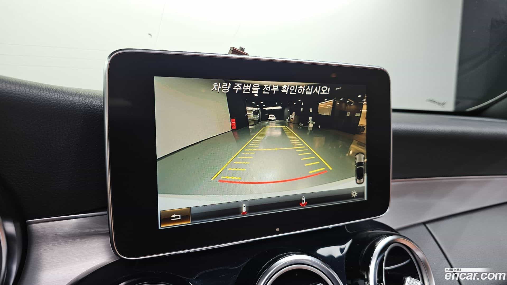 C-Class Mercedes-Benz 2018.4-OPTION-018