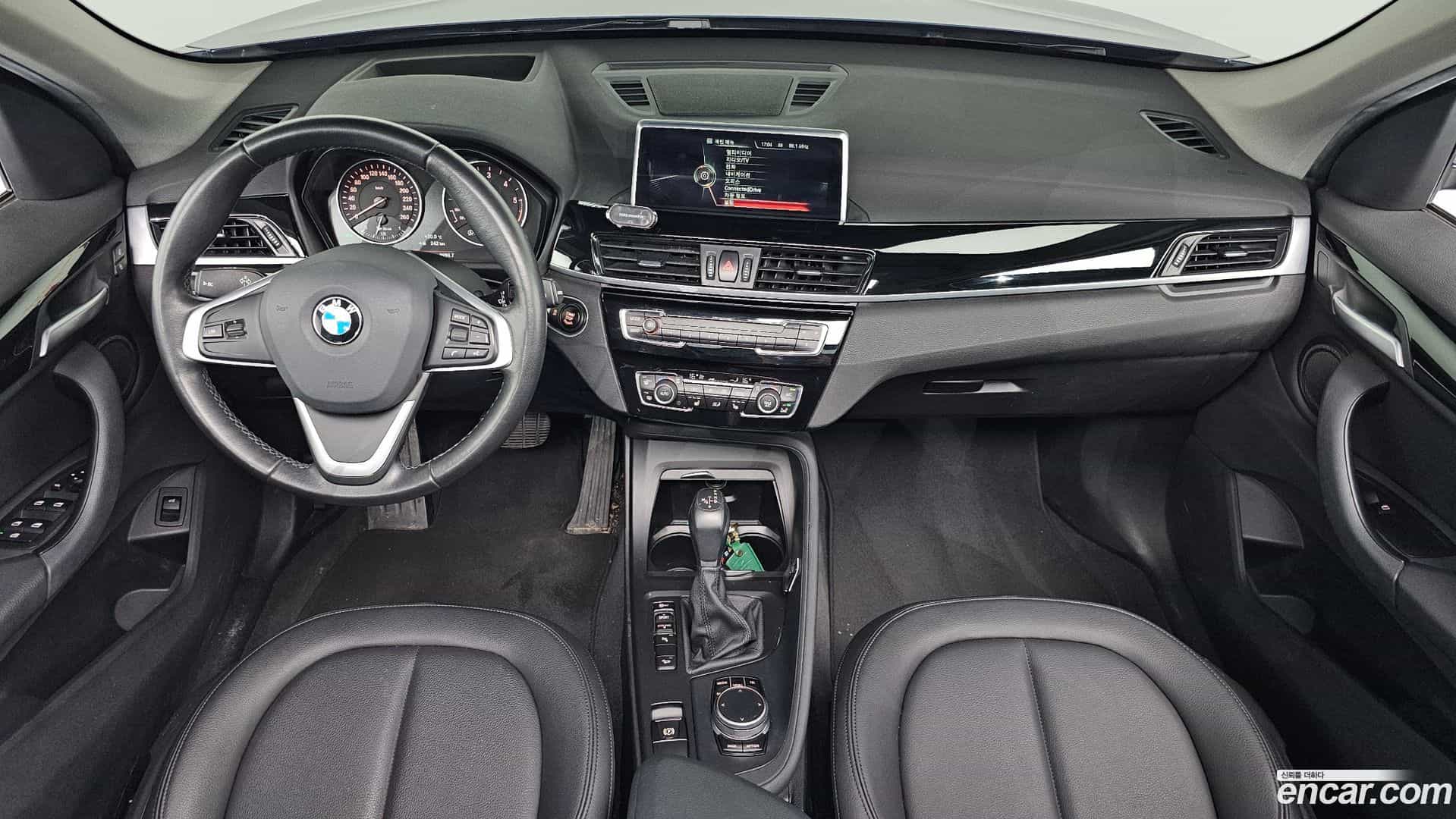 X1 BMW 2017.4-INNER-007