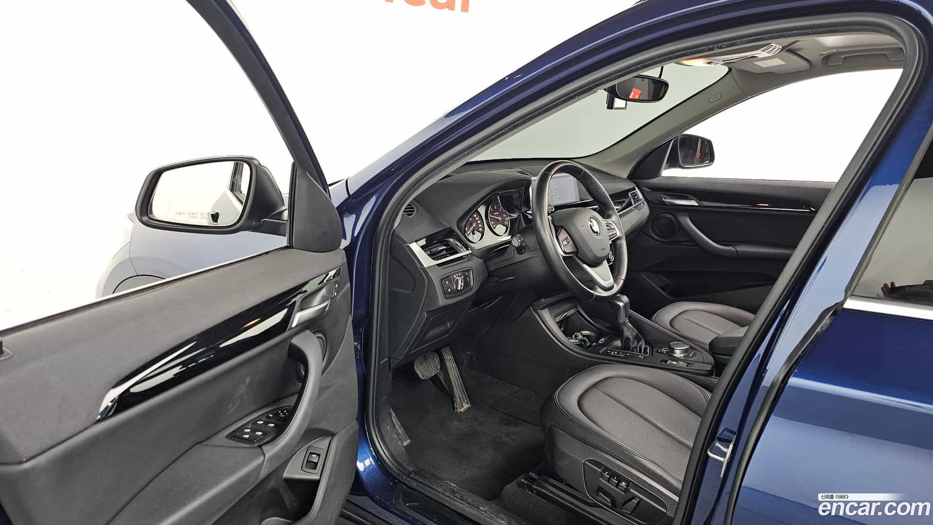 X1 BMW 2017.4-INNER-010