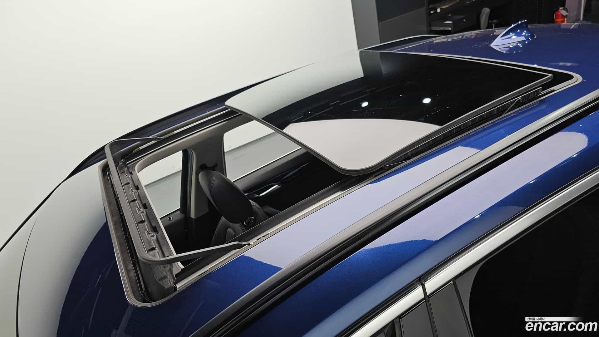 X1 BMW 2017.4-OPTION-023