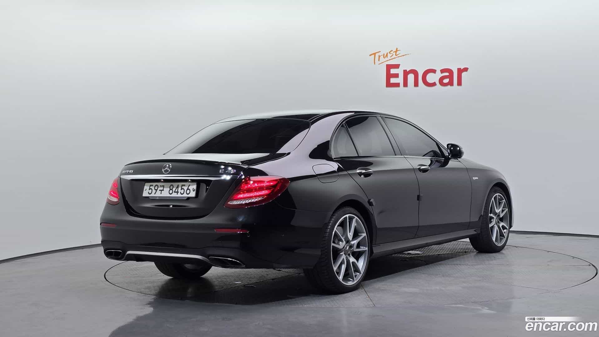 E-Class Mercedes-Benz 2017.9-OUTER-002