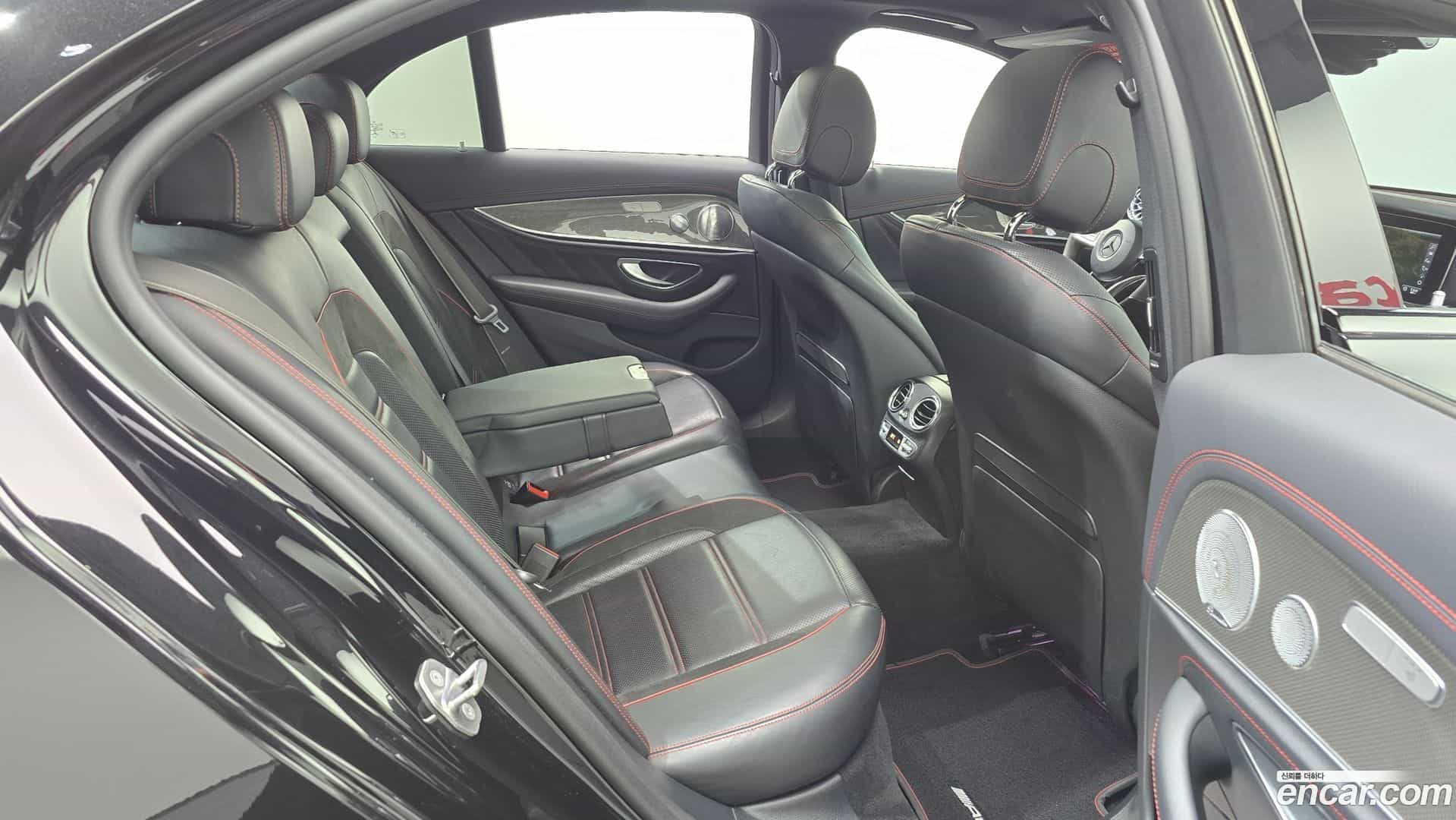 E-Class Mercedes-Benz 2017.9-OPTION-015