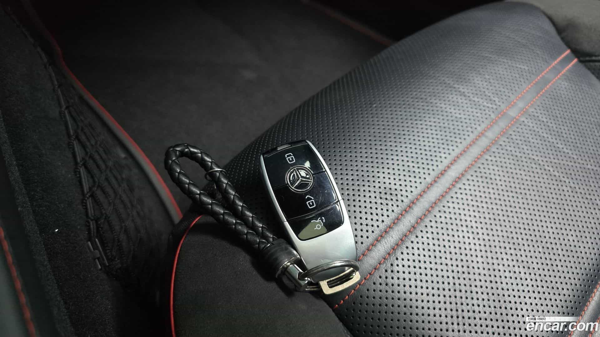 E-Class Mercedes-Benz 2017.9-OPTION-018