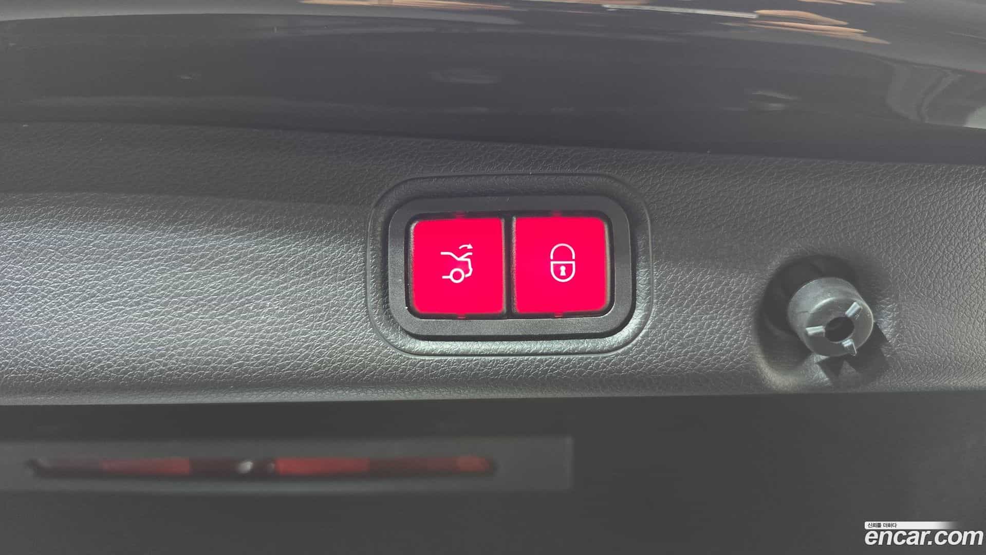 E-Class Mercedes-Benz 2017.9-OPTION-020