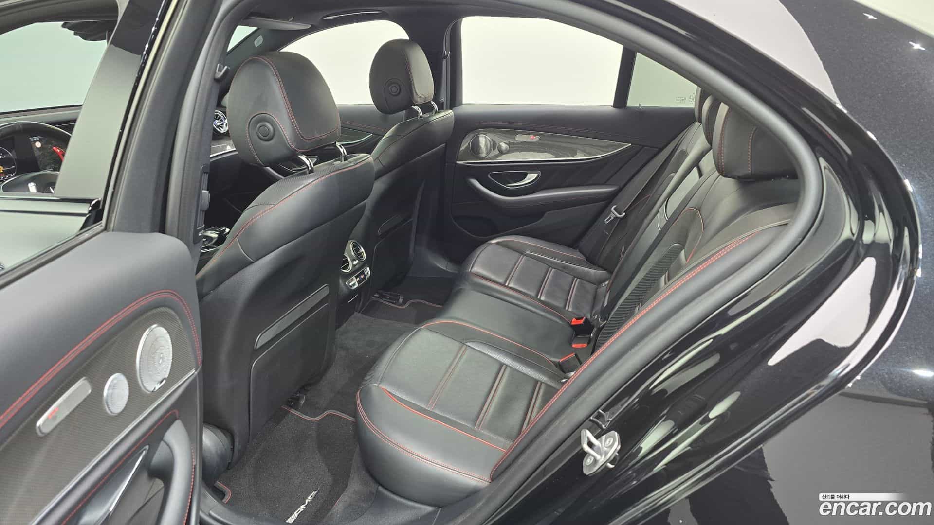 E-Class Mercedes-Benz 2017.9-OPTION-023
