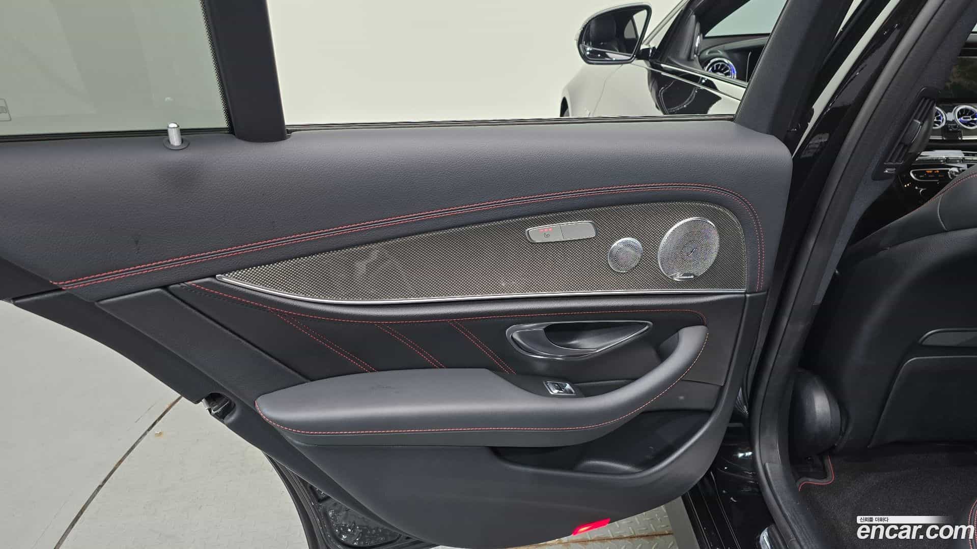 E-Class Mercedes-Benz 2017.9-INNER-035