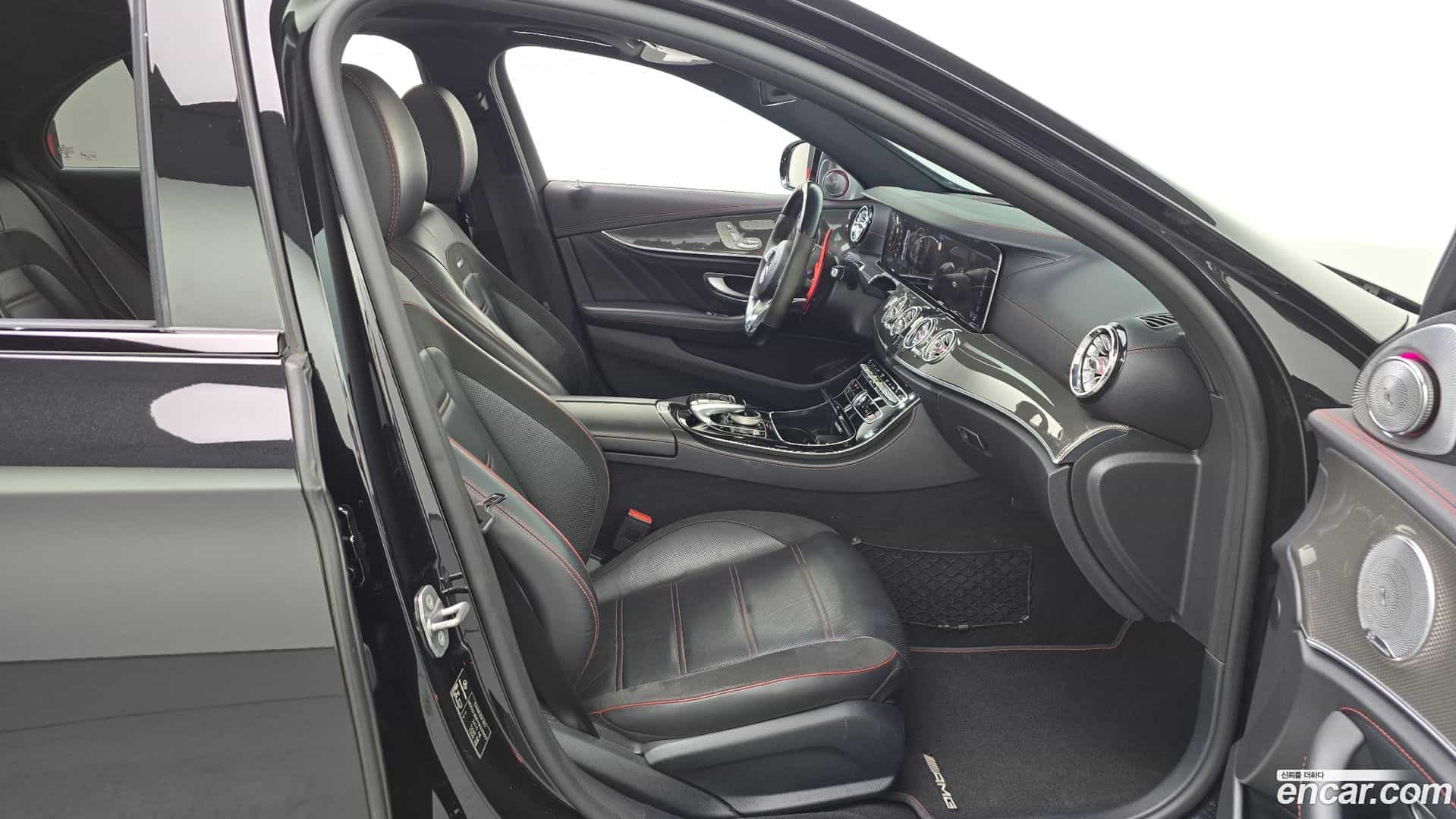 E-Class Mercedes-Benz 2017.9-INNER-036